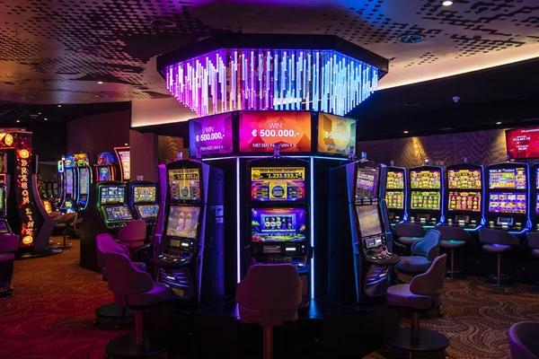 Find Exciting Table Games Through Qatar Online Casinos Platforms