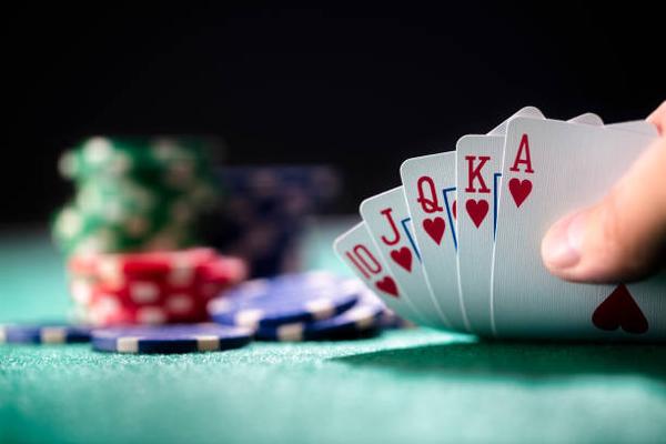 Examining Live Dealer Streaming and Gambling In Bahrain