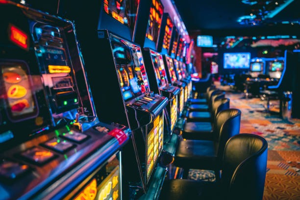 Looking Into Platform Services Through Online Casinos Singapore
